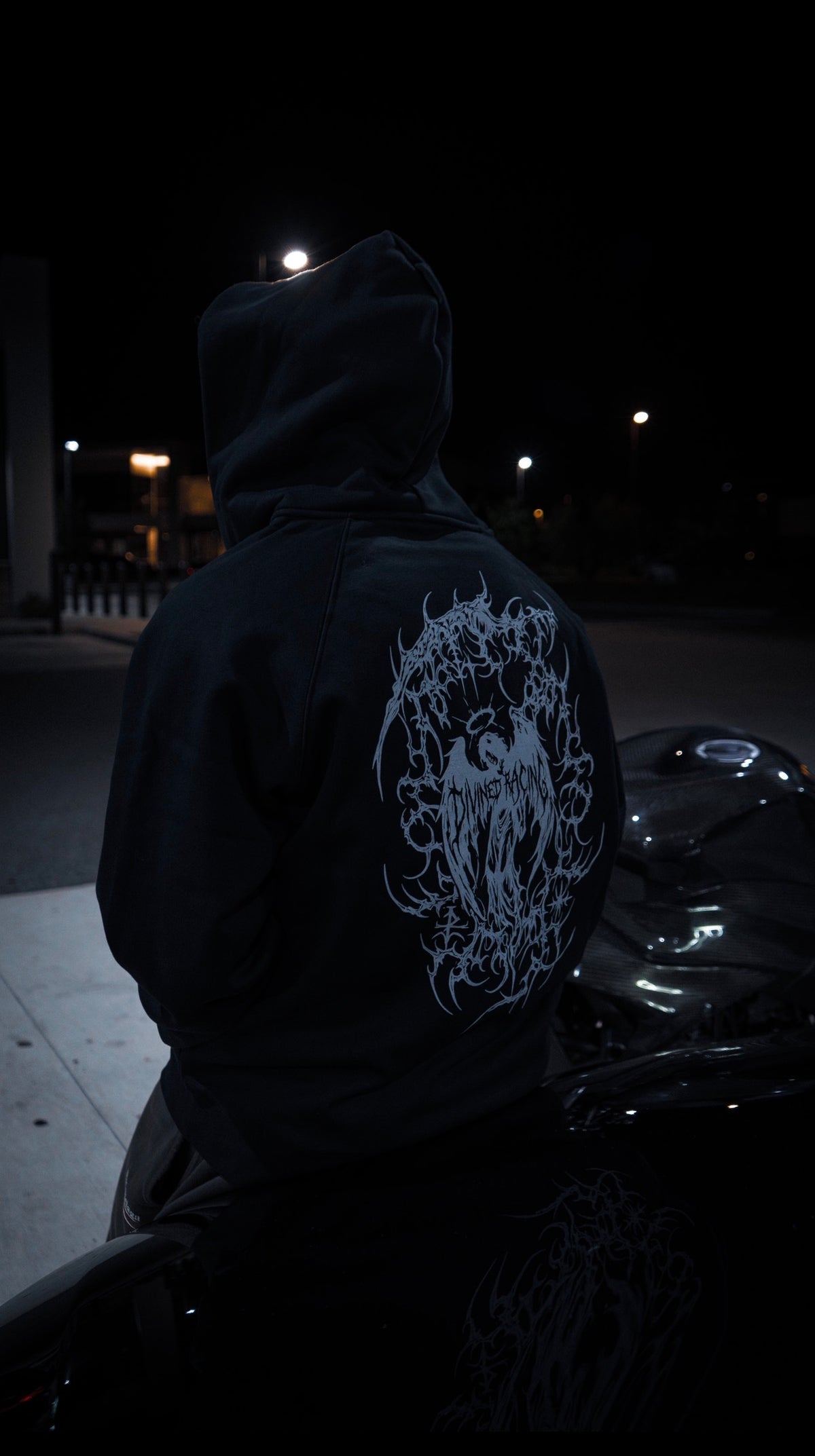 THORNS ZIP-UP HOODIE