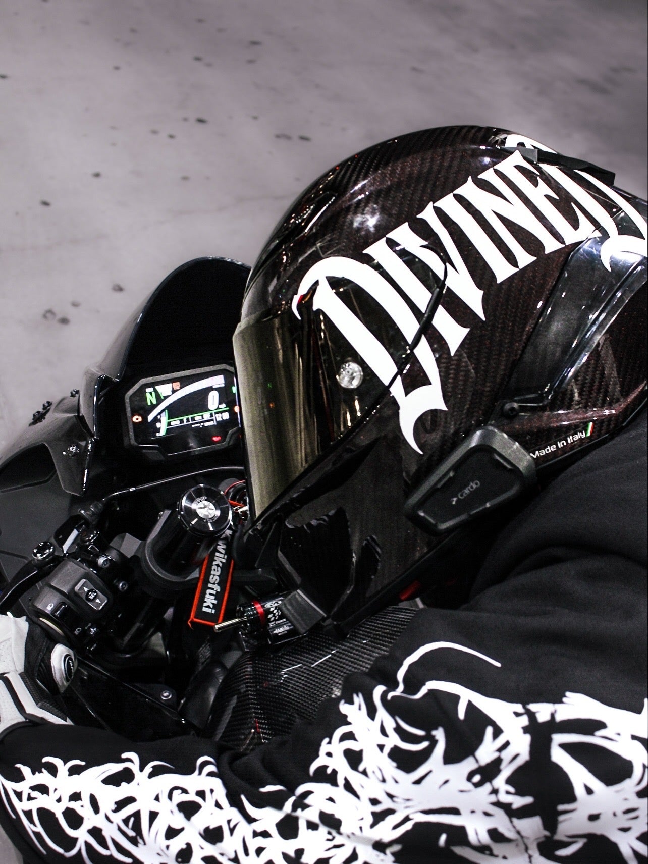 DIVINED RACING HELMET STICKER